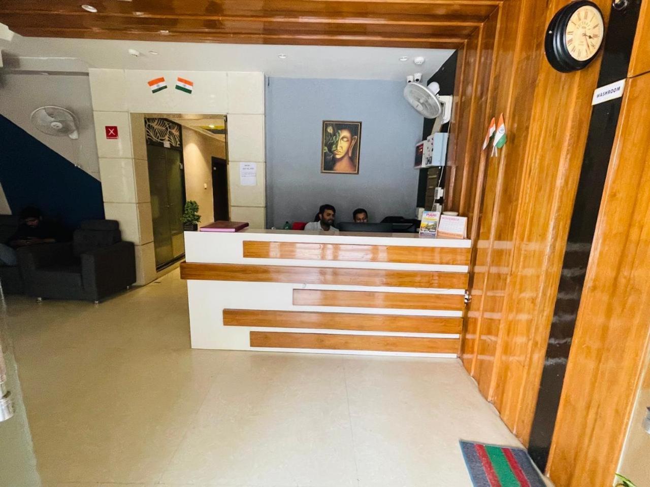 Hotel Megha Inn Lucknow Exterior foto